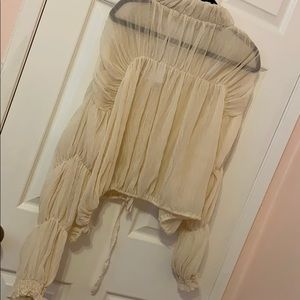 Ruffled long sleeve top